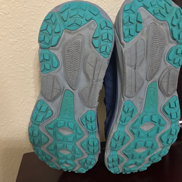 Hoka Women's Navy and Teal Athletic Shoes - Picture 4 of 4